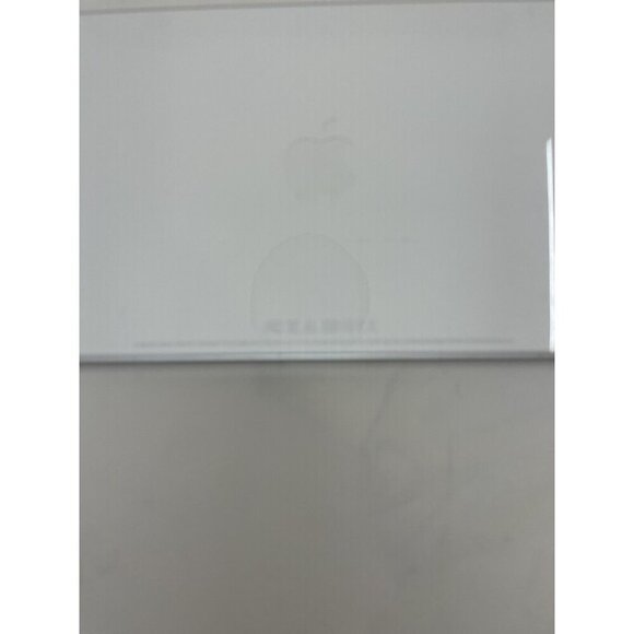 Apple Magic Keyboard Wireless Bluetooth Rechargeable US English Layout - Picture 3 of 5